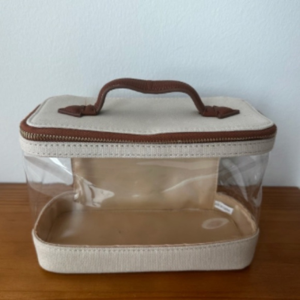 Like New Vegan Makeup Trunk Toiletries Bag Henny + Lev - Picture 2 of 2